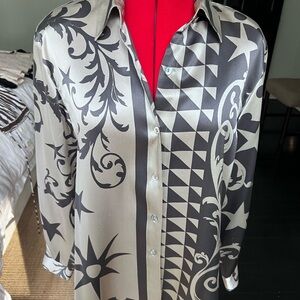 Paolo Santini silk blouse in size 10, great condition!